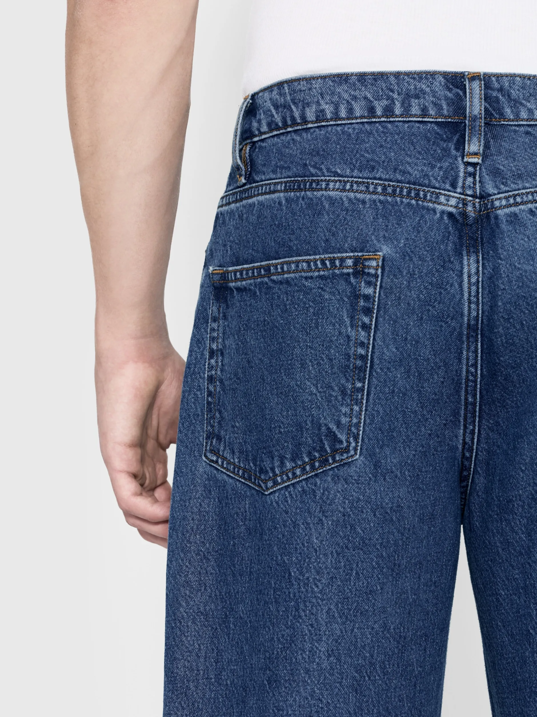 FRAME Baggy Jean in< Wide Leg