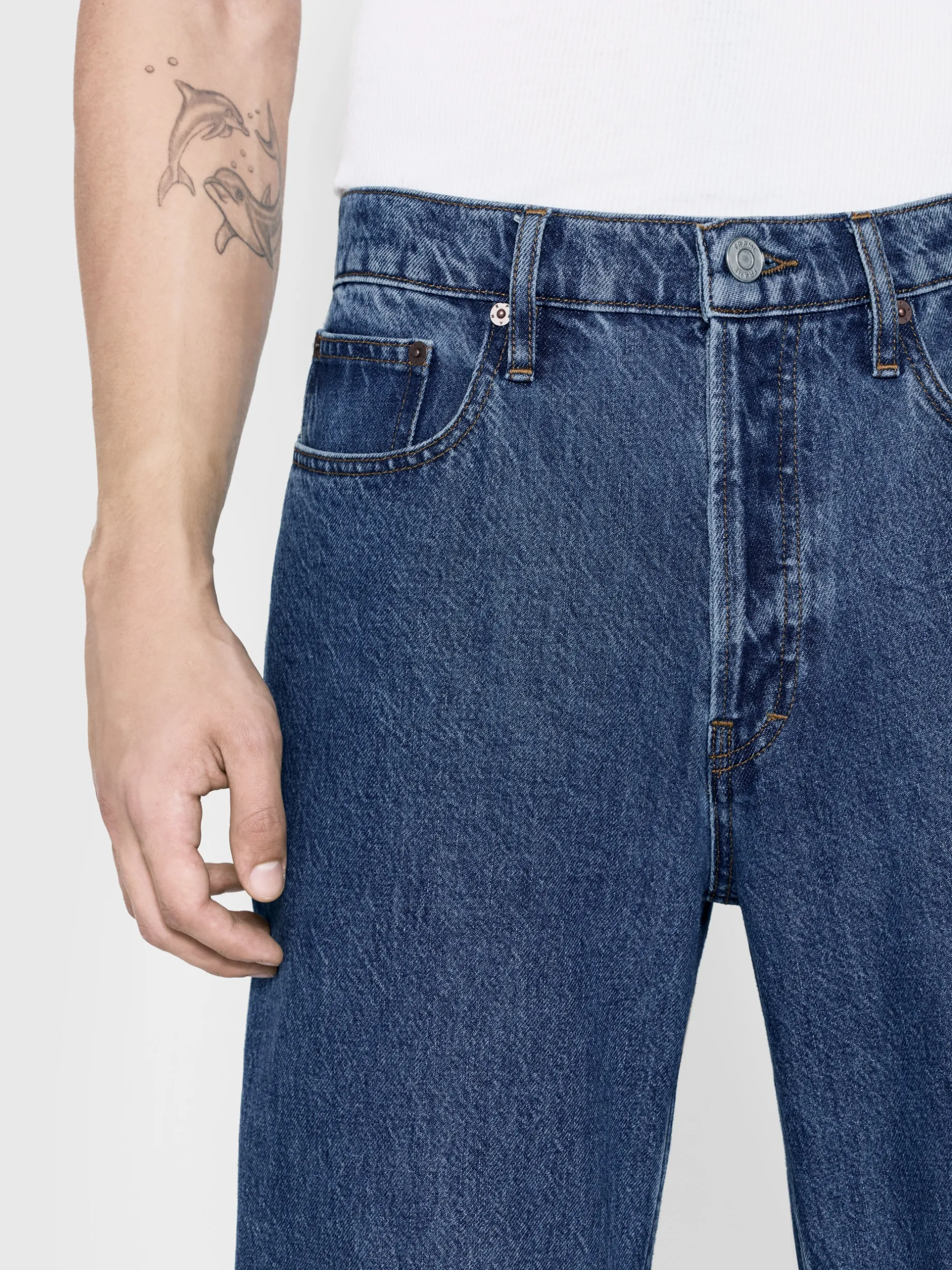 FRAME Baggy Jean in< Wide Leg