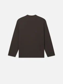 FRAME Duo Fold Long Sleeve Crew in Dark Taupe< Tees & Polos