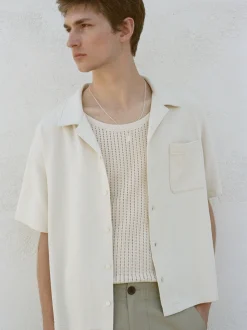 FRAME Duo Fold Relaxed Short Sleeve Shirt in White Sand< Shirts