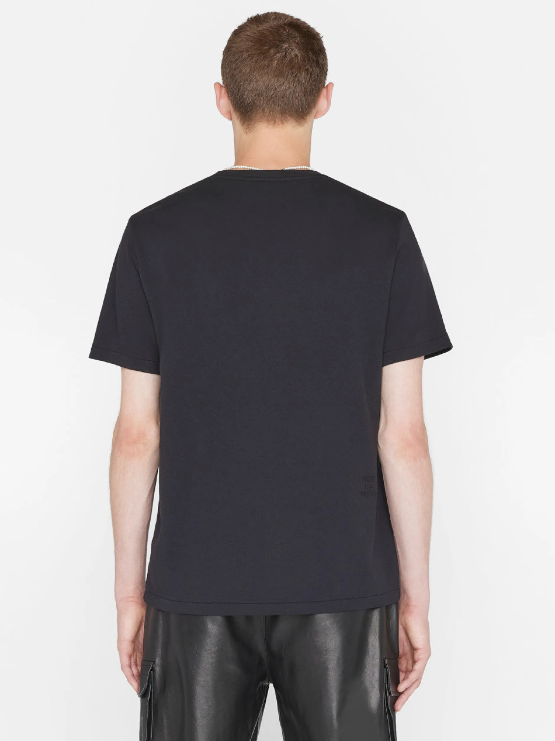 FRAME Duo Fold Tee in< Tees & Polos