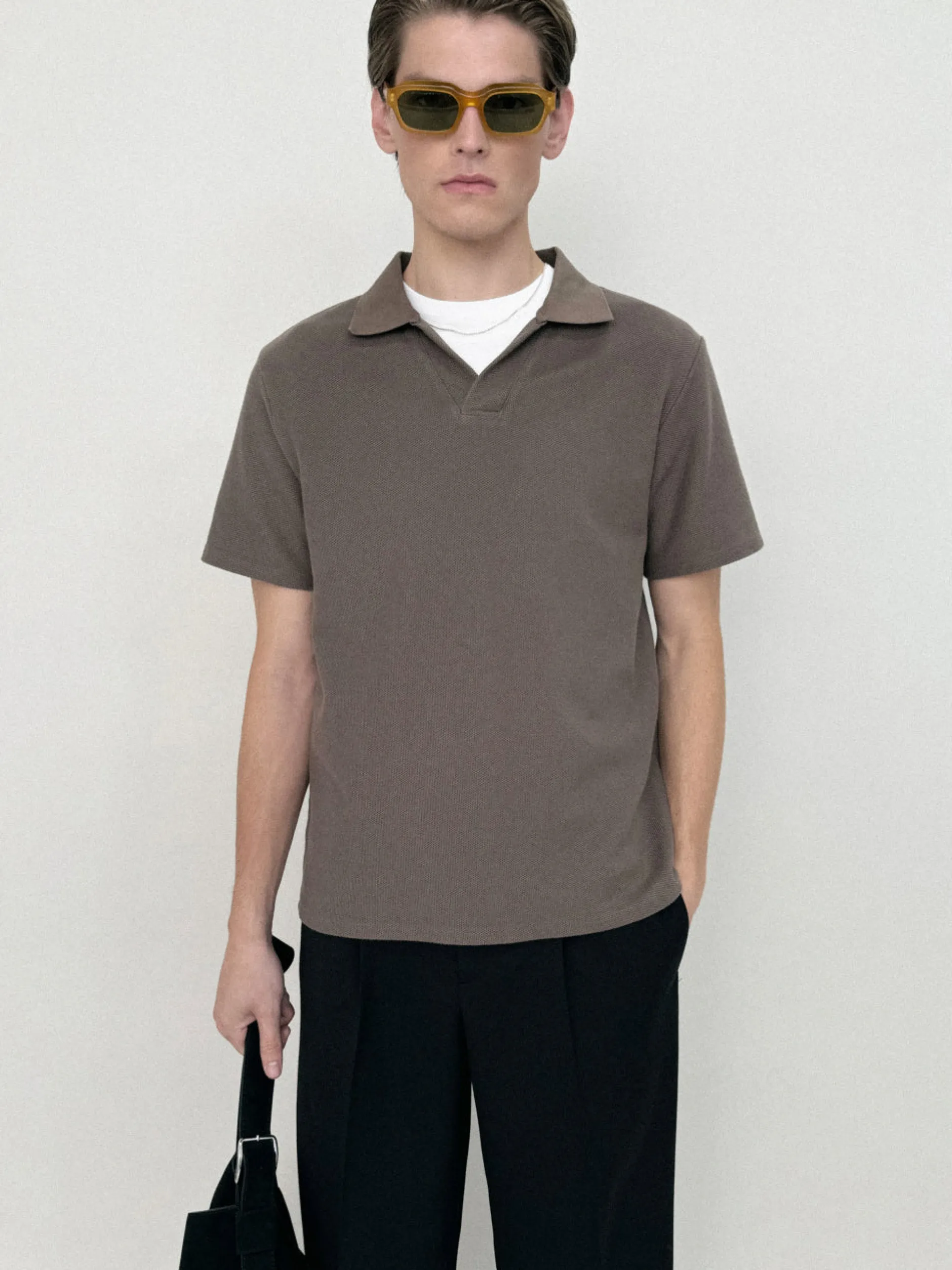 FRAME Jacquard Polo in Soft Mocha< Tees & Polos