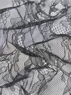 FRAME Lace V-Neck Blouse in<Women Tops & Blouses