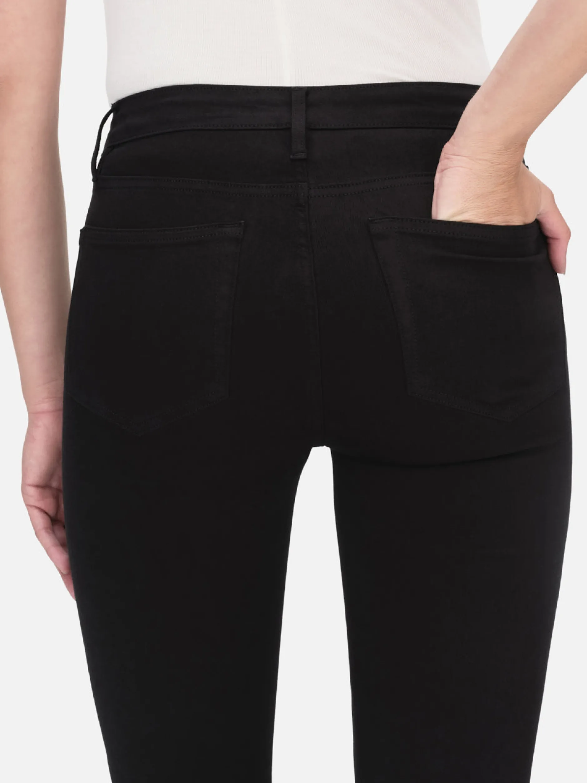 FRAME Le Crop Mini Boot in Film Noir<Women Bootcut