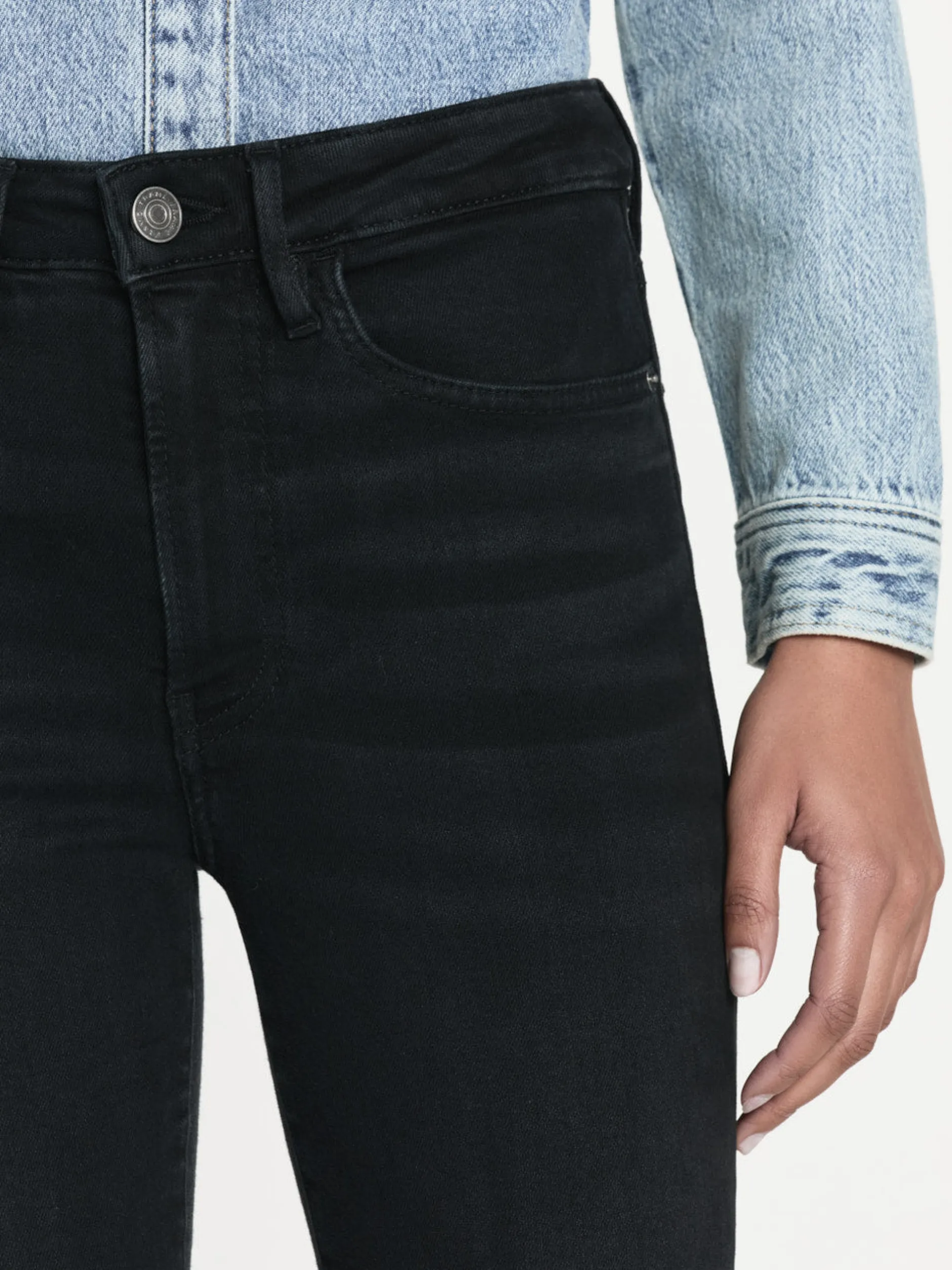 FRAME Le Crop Mini Boot Raw Fray in<Women Bootcut