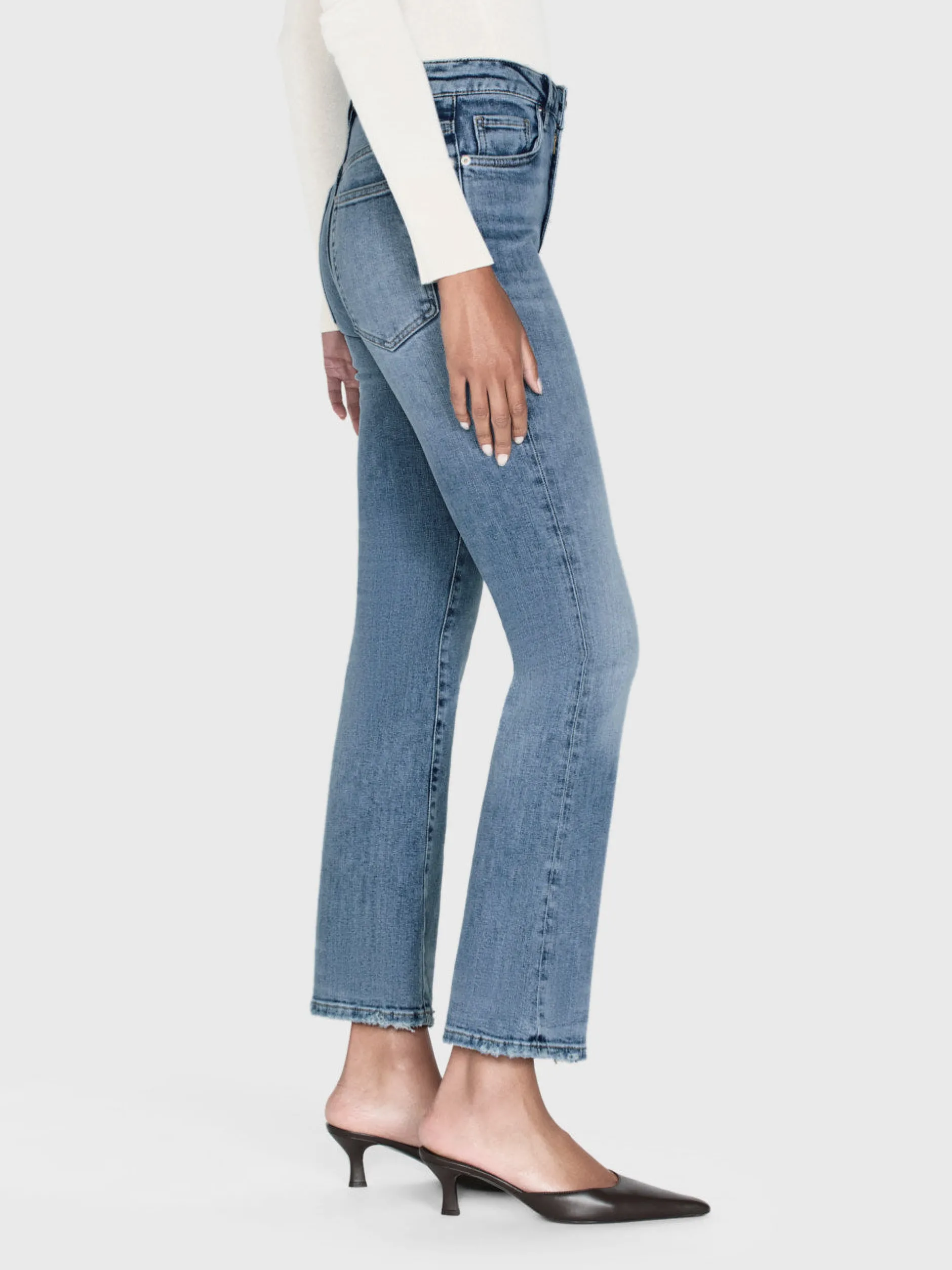 FRAME Le Crop Mini Boot Worn Fray in<Women Bootcut