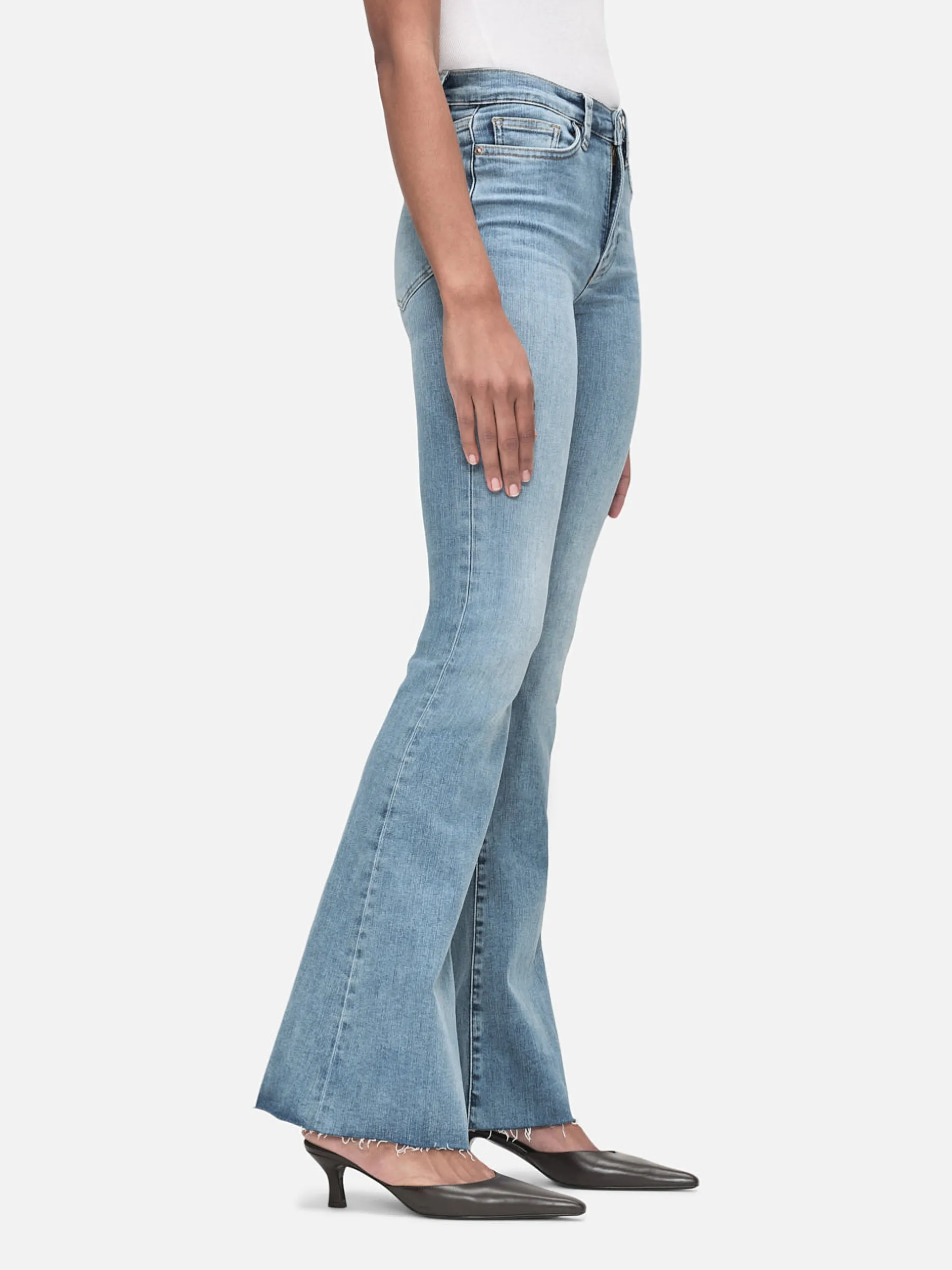 FRAME Le Easy Flare in<Women Flare