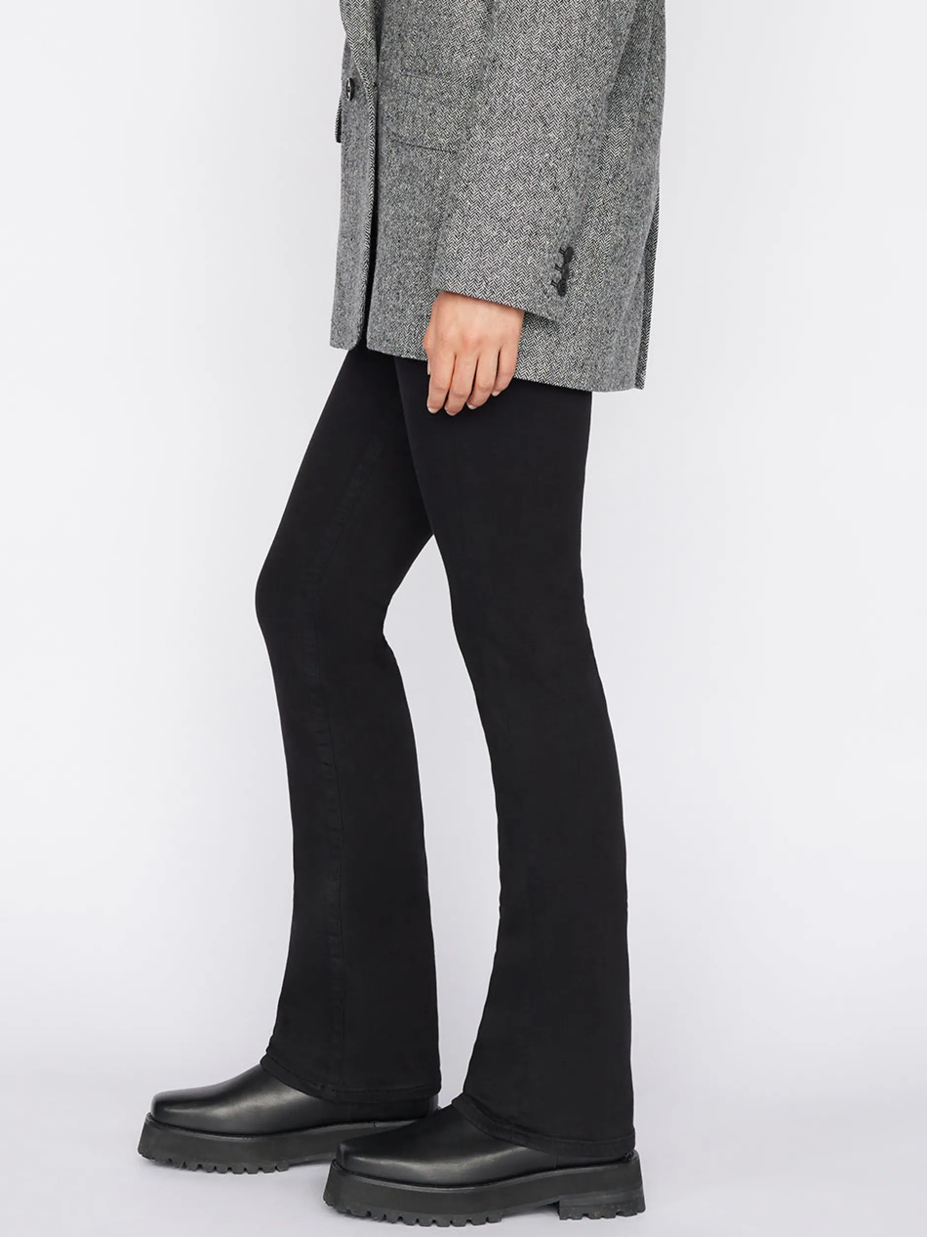 FRAME Le Mini Boot in Film Noir<Women Bootcut|Long