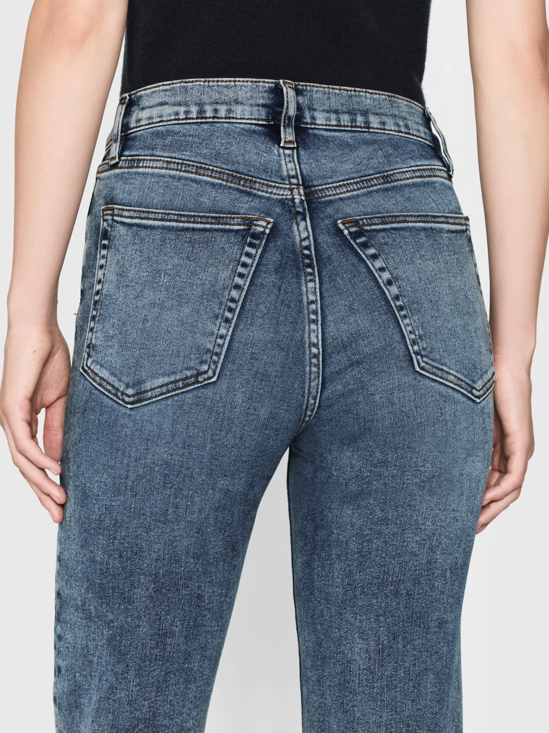 FRAME Le Sleek Straight in Rowley Raw Fray<Women Straight
