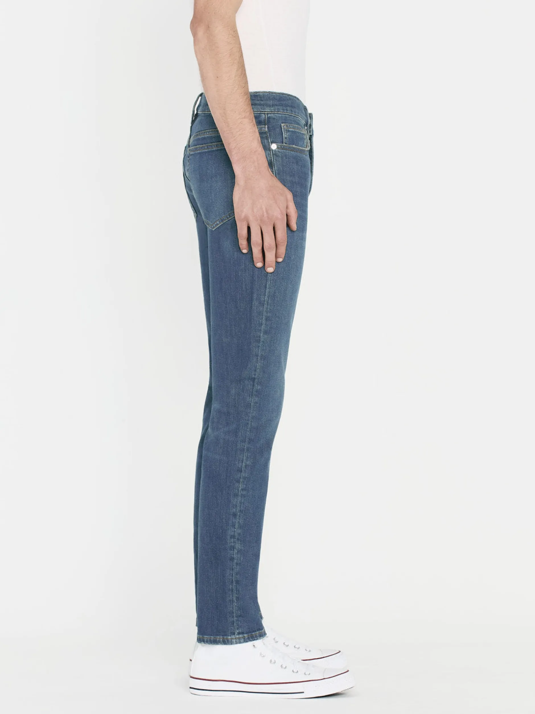 FRAME L'Homme Slim in< Slim