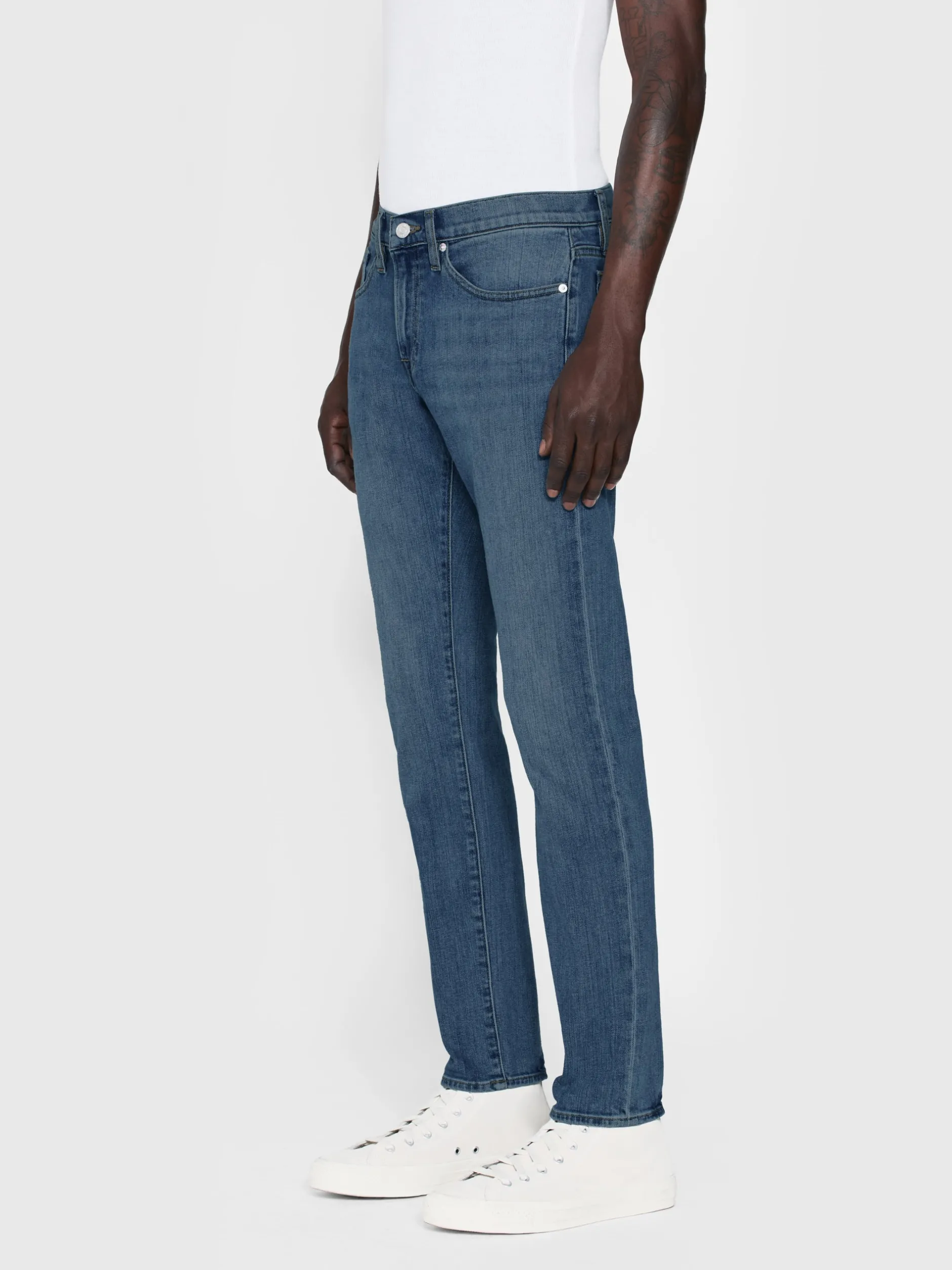 FRAME L'Homme Slim in< Slim