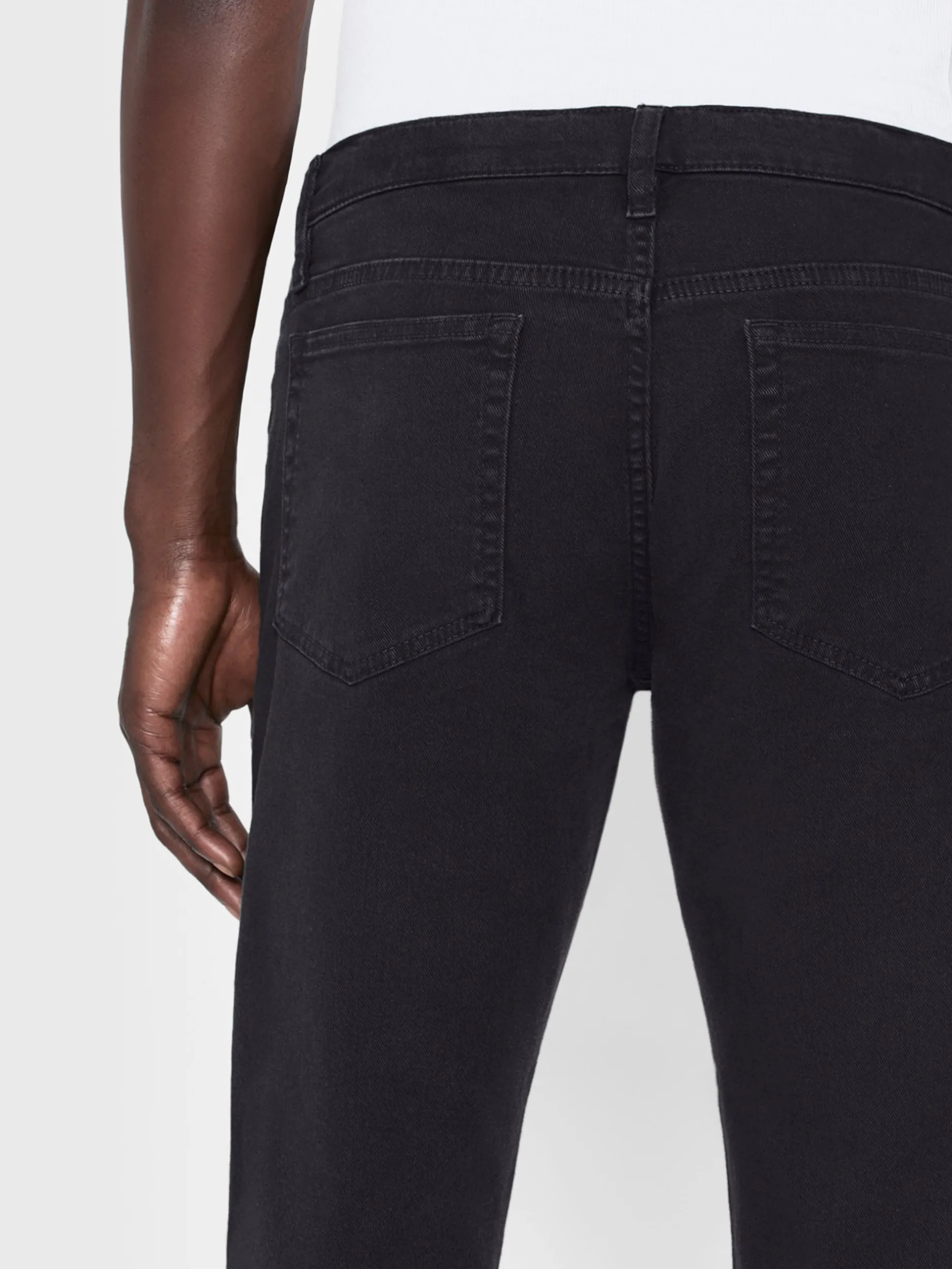 FRAME L'Homme Slim Twill in Dark Gray< Slim