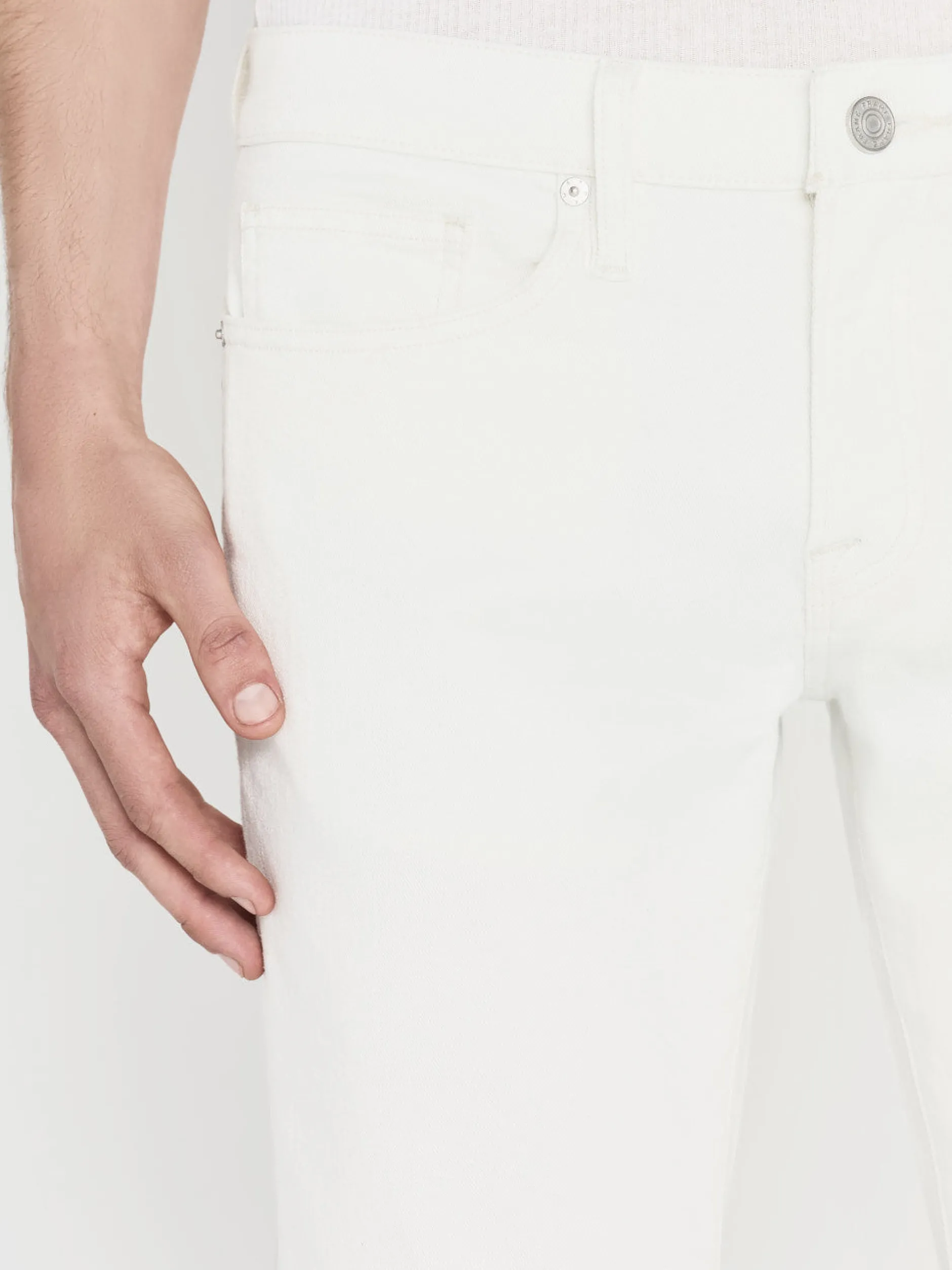 FRAME L'Homme Slim Twill in Whisper White< Slim|Pants & Shorts