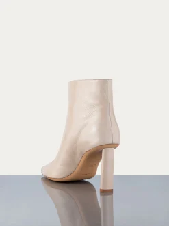 FRAME Odette Bootie in<Women All Accessories & Shoes