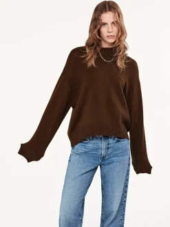 FRAME Oversized Cashmere Crew in<Women Sweaters