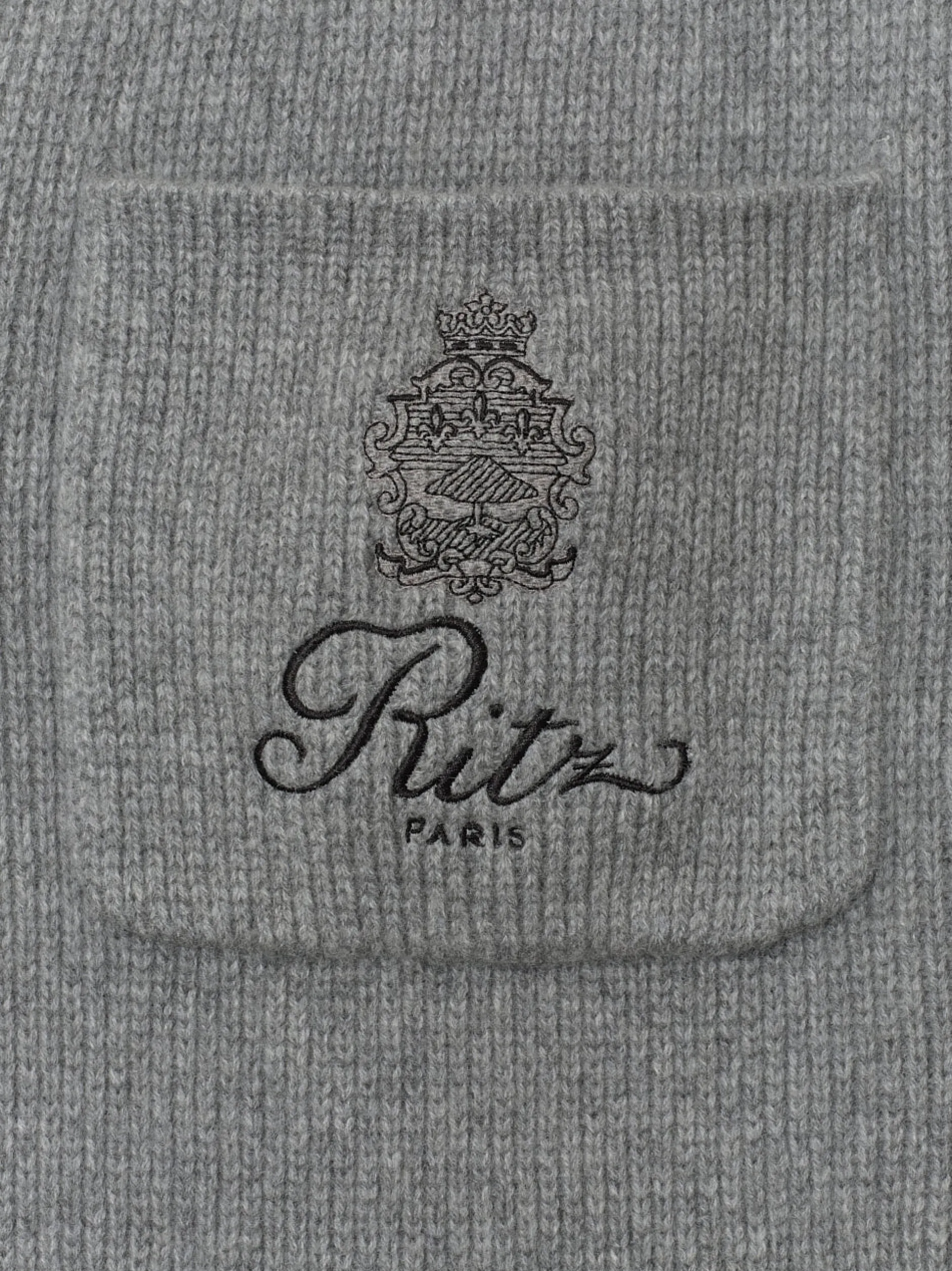 FRAME Ritz Men's Cashmere Short in Warm Gray< Pants & Shorts