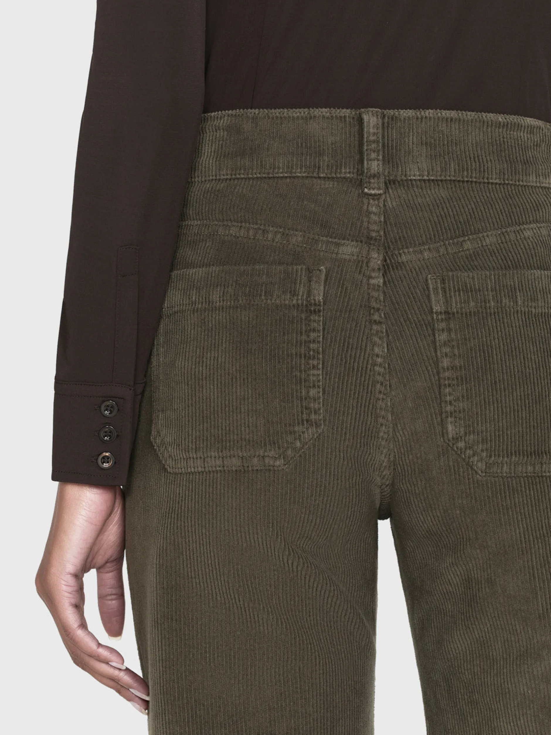 FRAME 70's Cropped Wide Leg Corduroy in Rich Military<Women Wide Leg