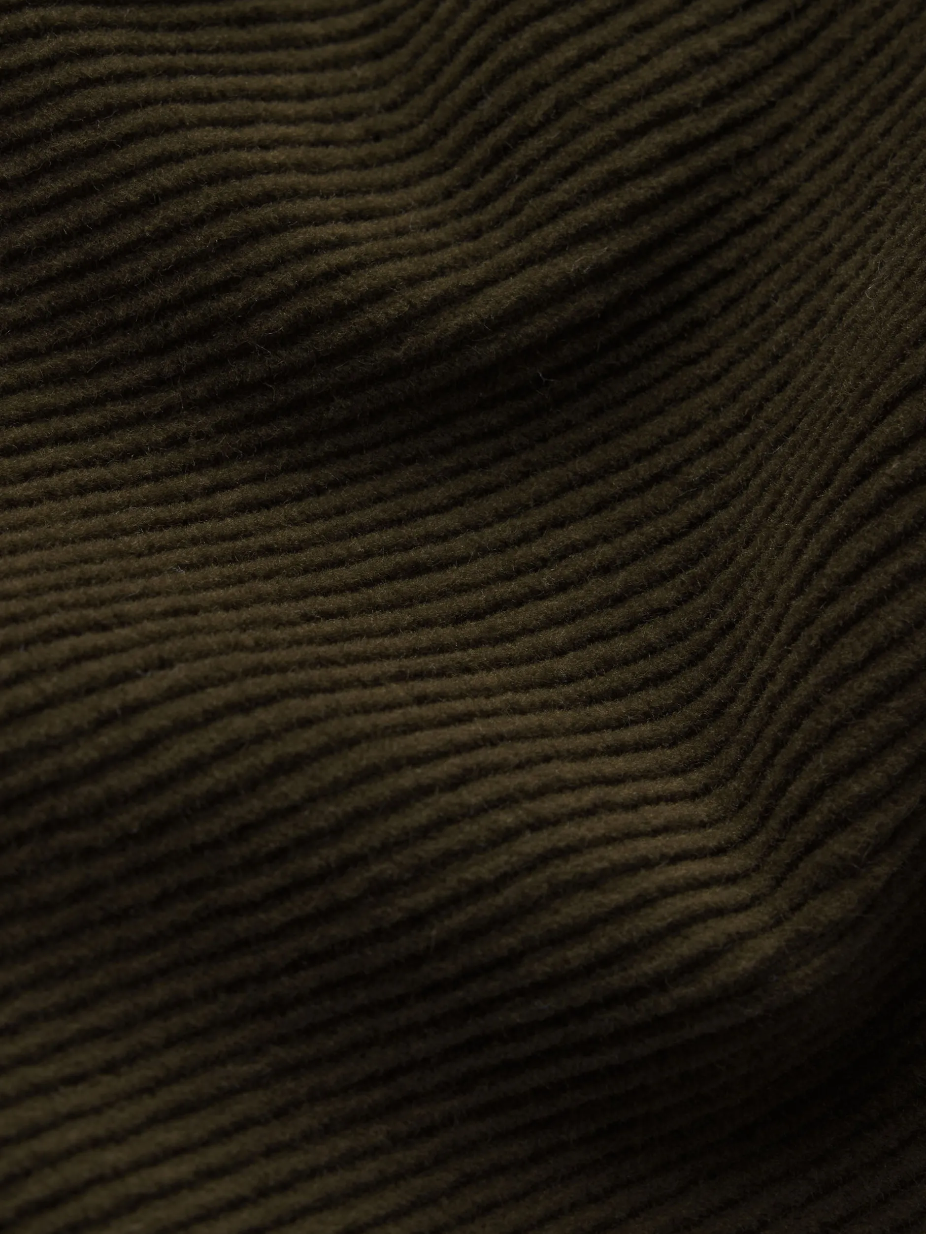 FRAME 70's Cropped Wide Leg Corduroy in Rich Military<Women Wide Leg