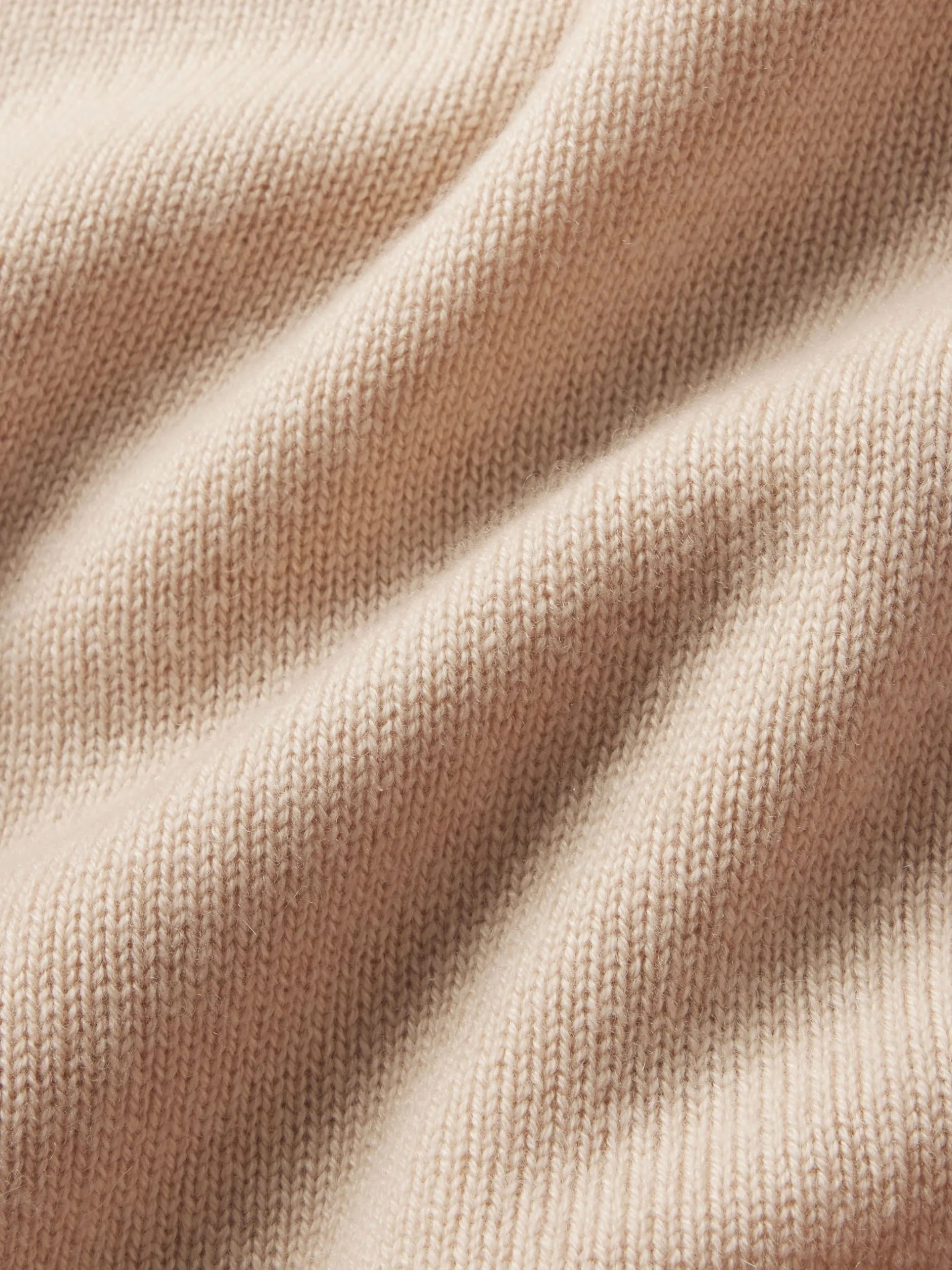 FRAME Shrunken Cashmere Cardi in Almond Pink<Women Sweaters