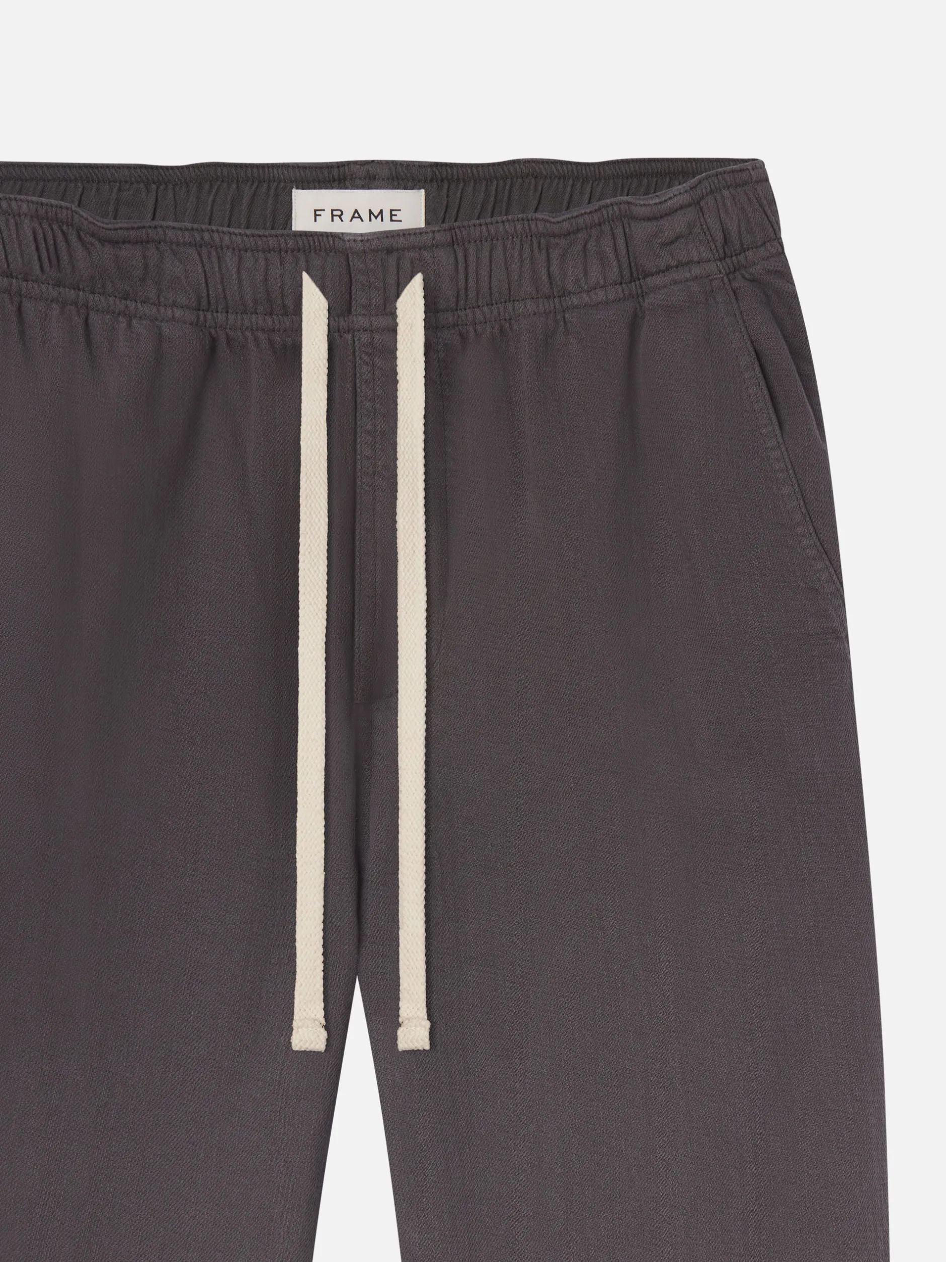 FRAME Textured Terry Travel Pant in Slate Gray< Pants & Shorts