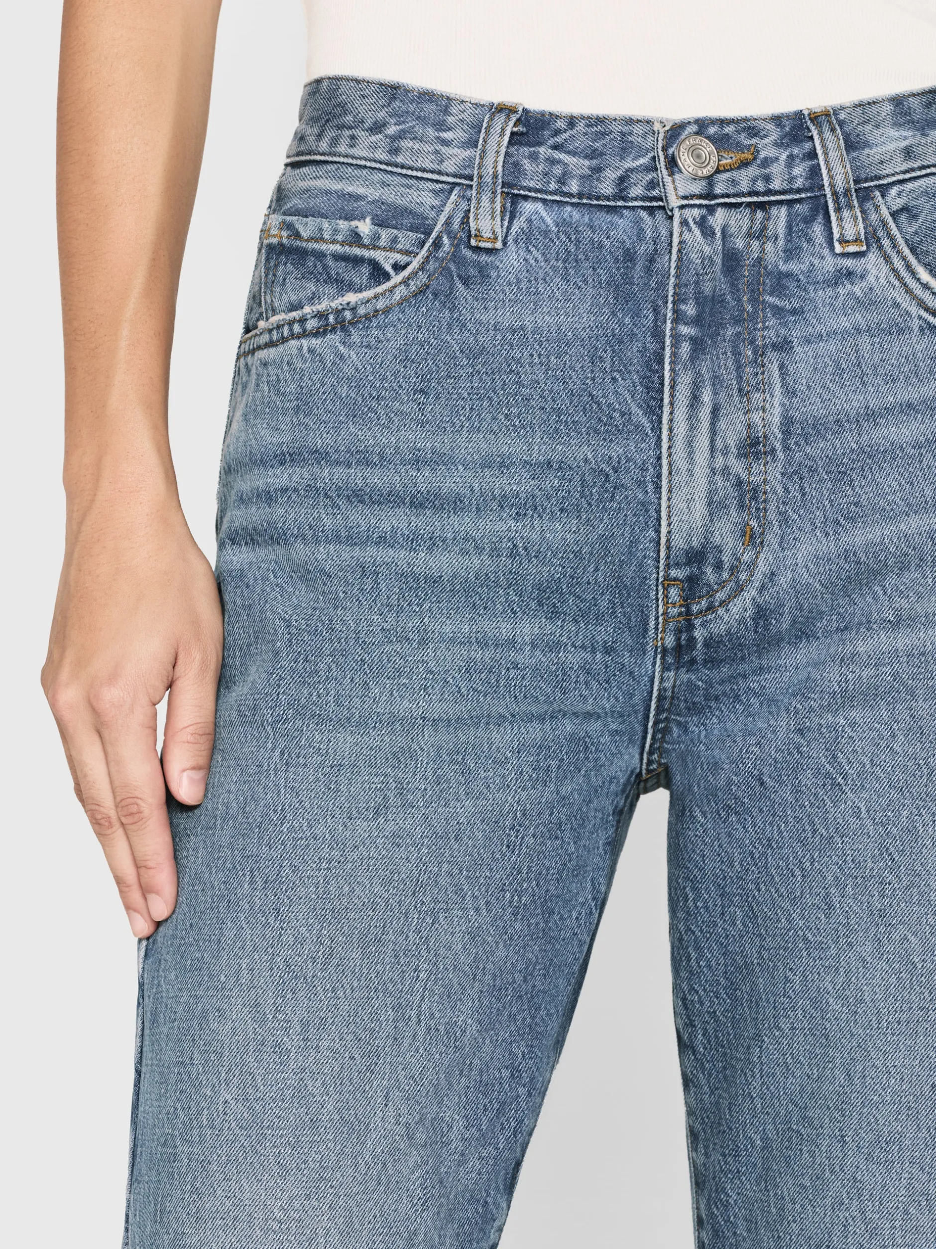 FRAME The Atelier Champagne Jean in Gold Embellished<Women Straight