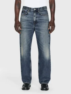 FRAME The Boxy Jean in< Straight