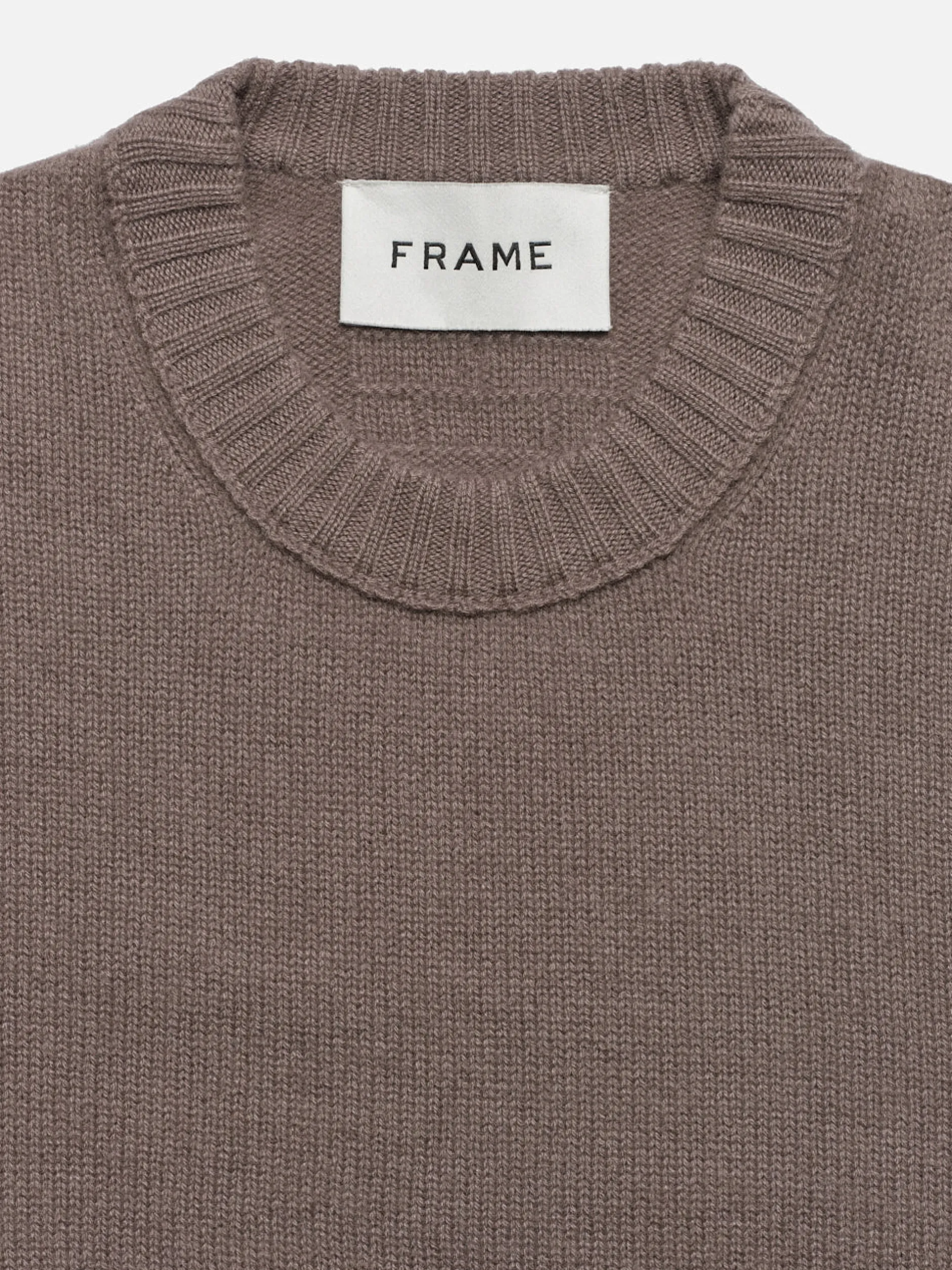 FRAME The Cashmere Crewneck Sweater in Dry Rose< Sweaters & Hoodies