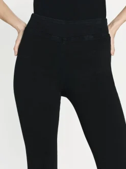FRAME The Jetset Crop Mini Boot in Sheen Noir<Women Bootcut