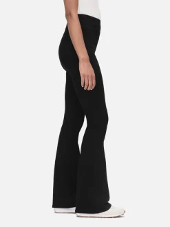 FRAME The Jetset Flare in Sheen Noir<Women Flare