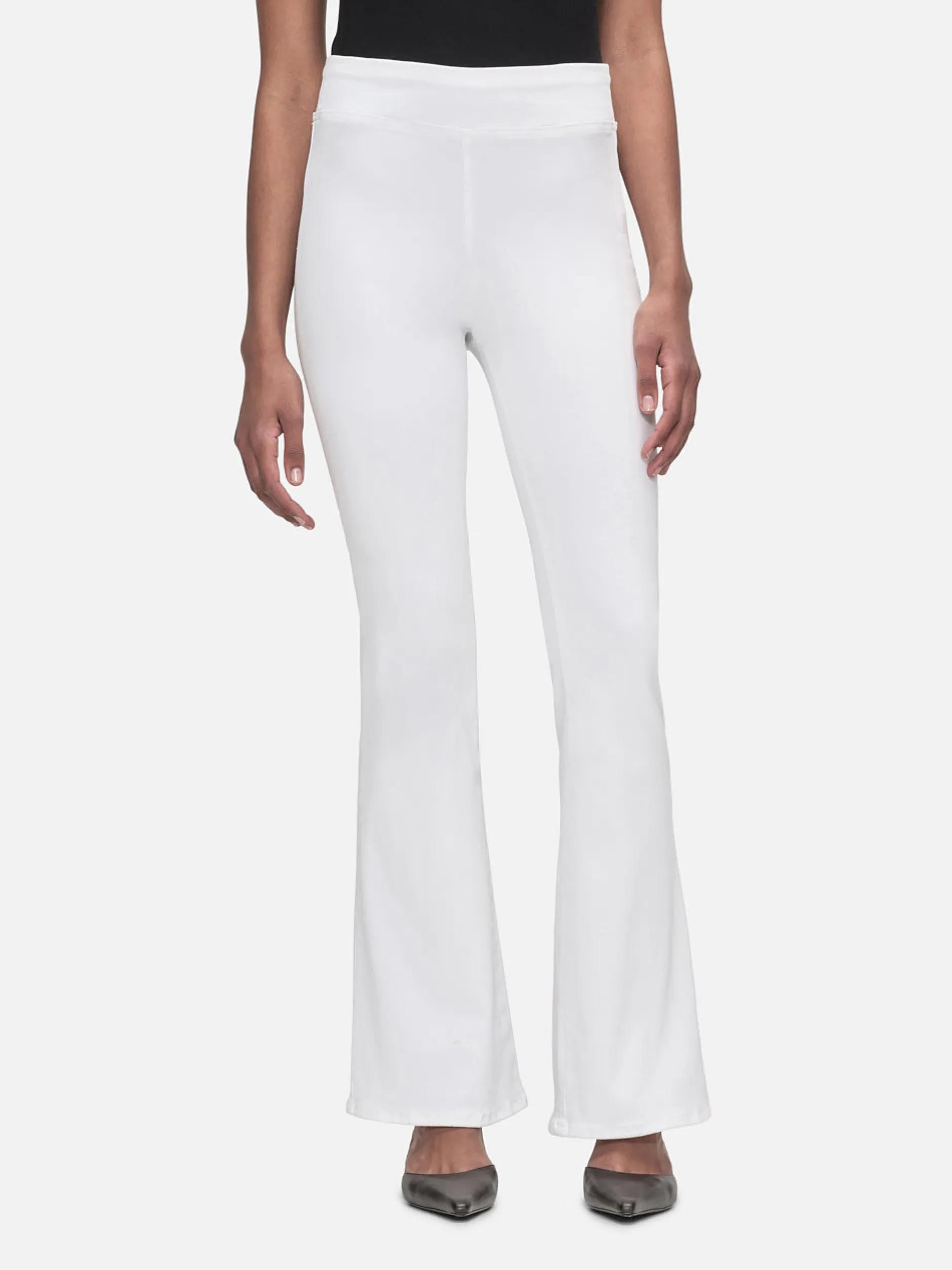 FRAME The Jetset Flare in<Women Flare