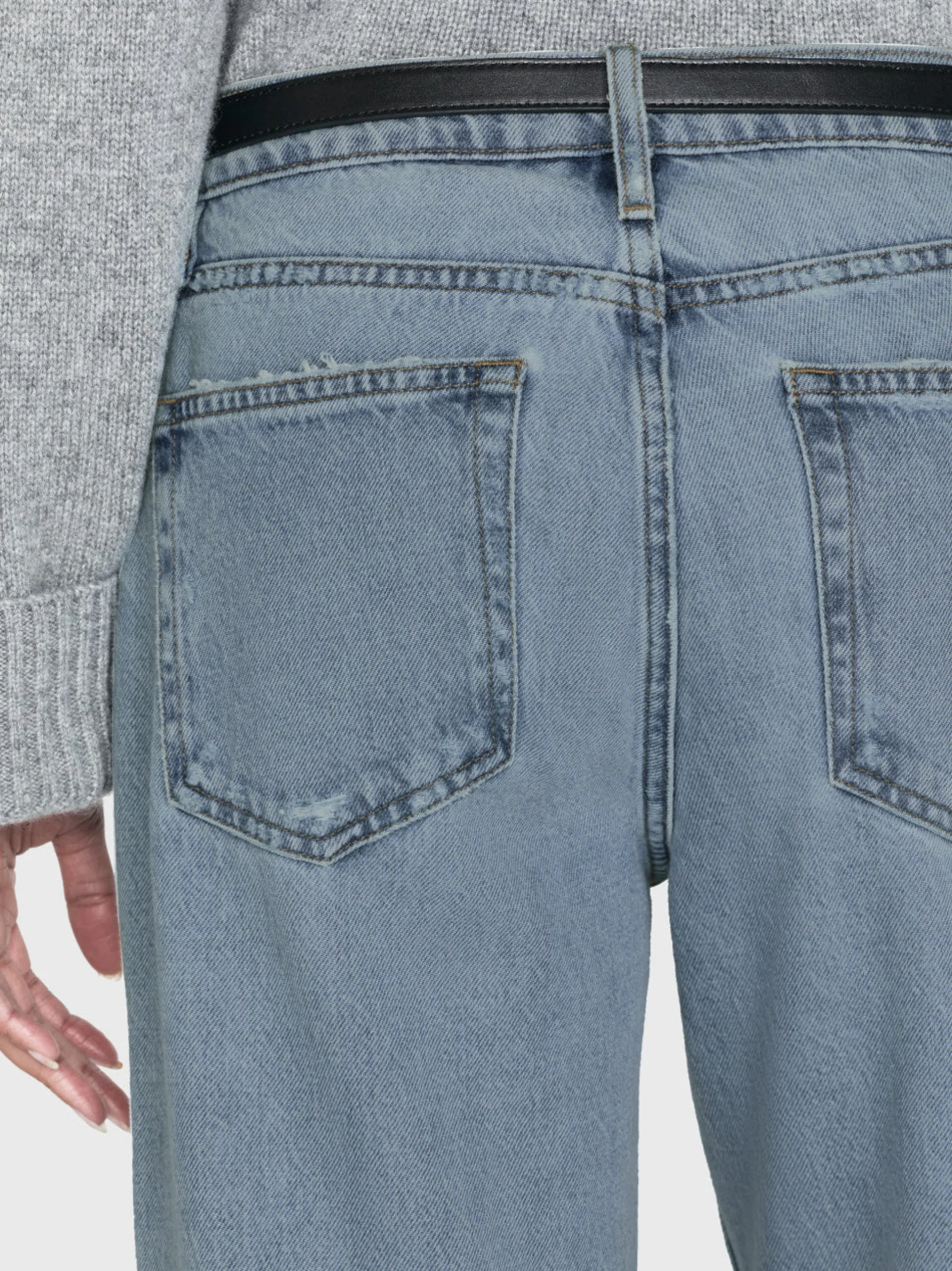 FRAME The Slouchy Straight Wide Cuff in<Women/BOY Straight|Boyfriend