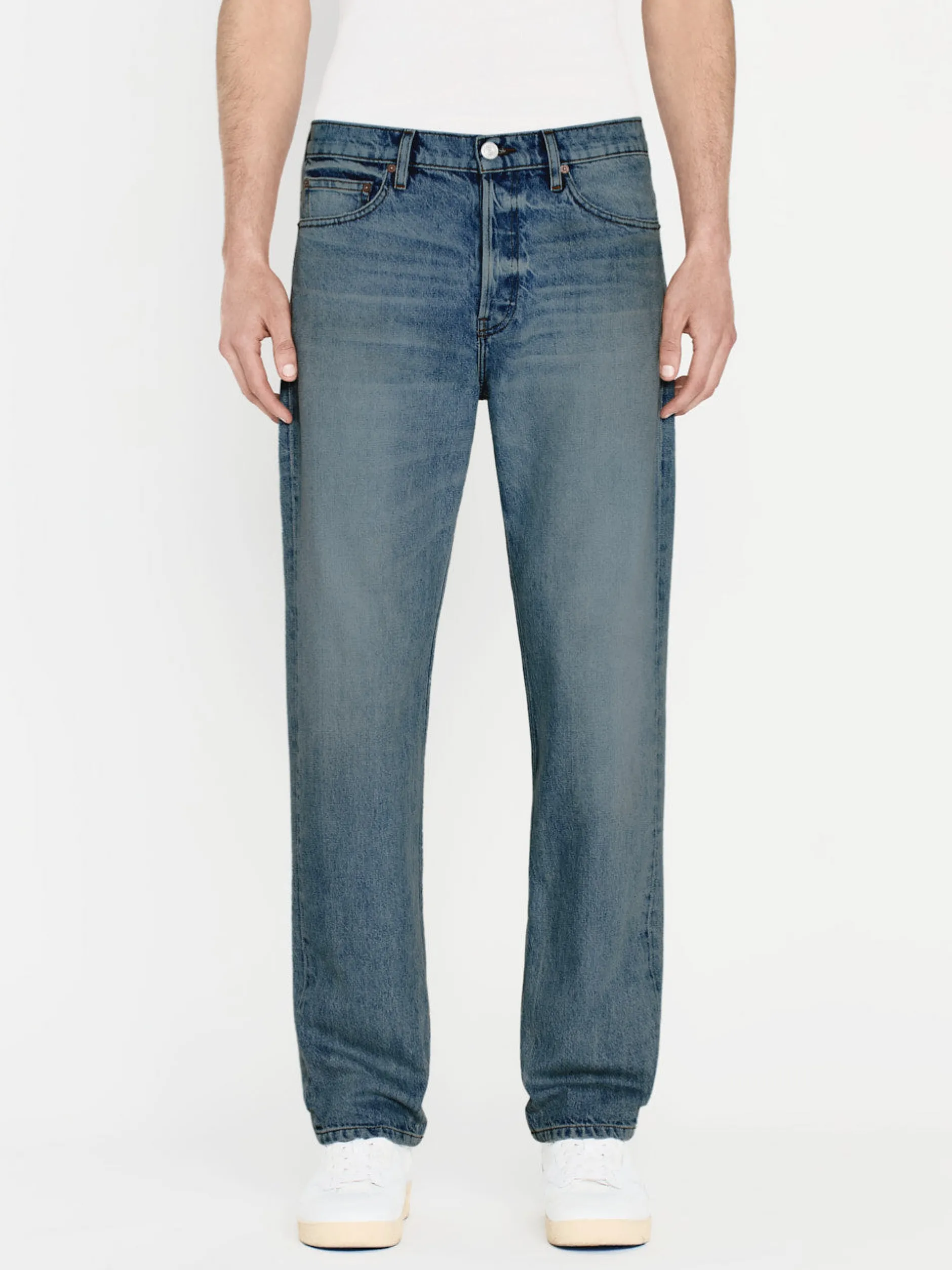 FRAME The Straight Jean in< Straight