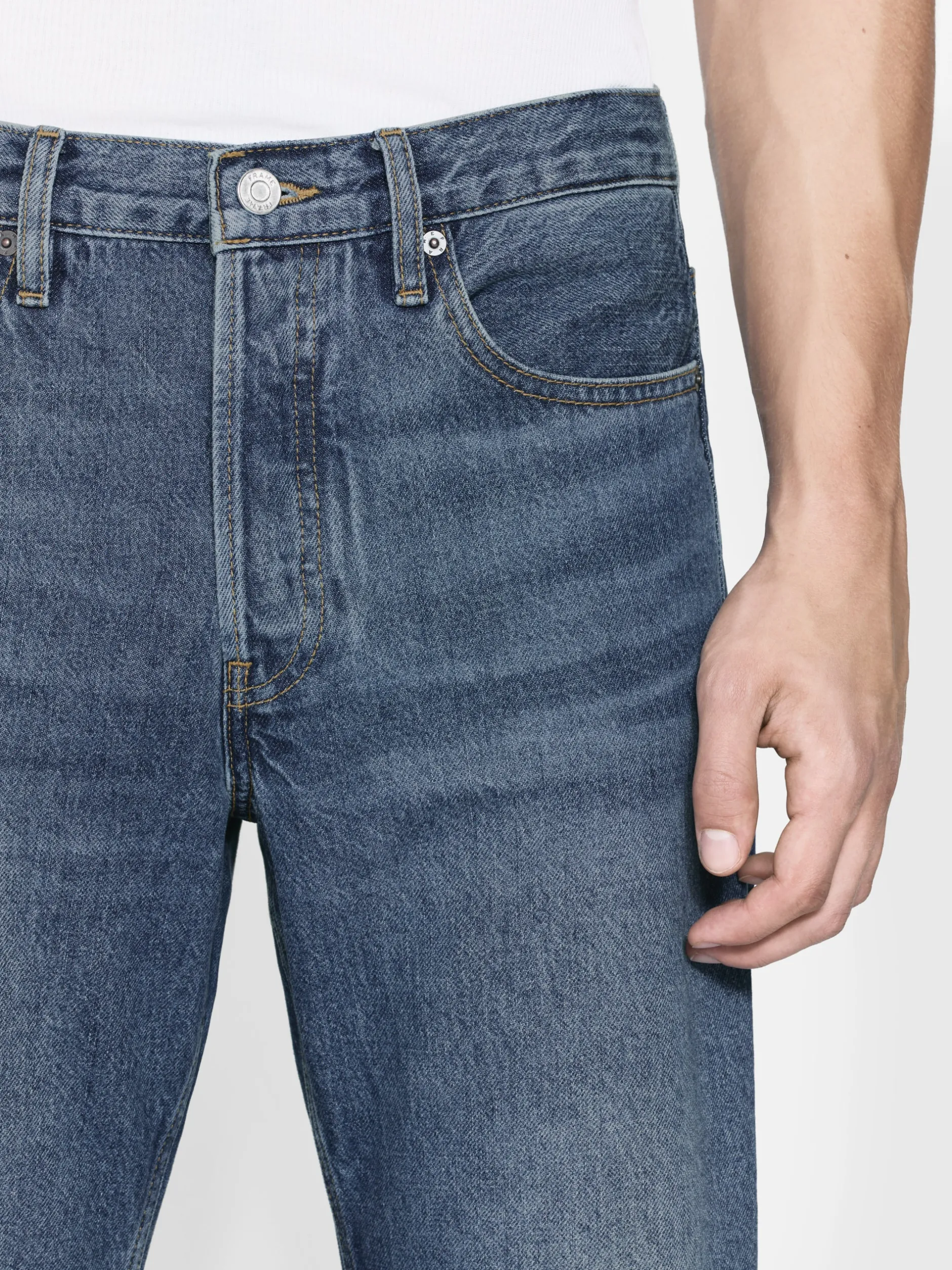 FRAME The Straight Jean in Dreamy Blue< Straight