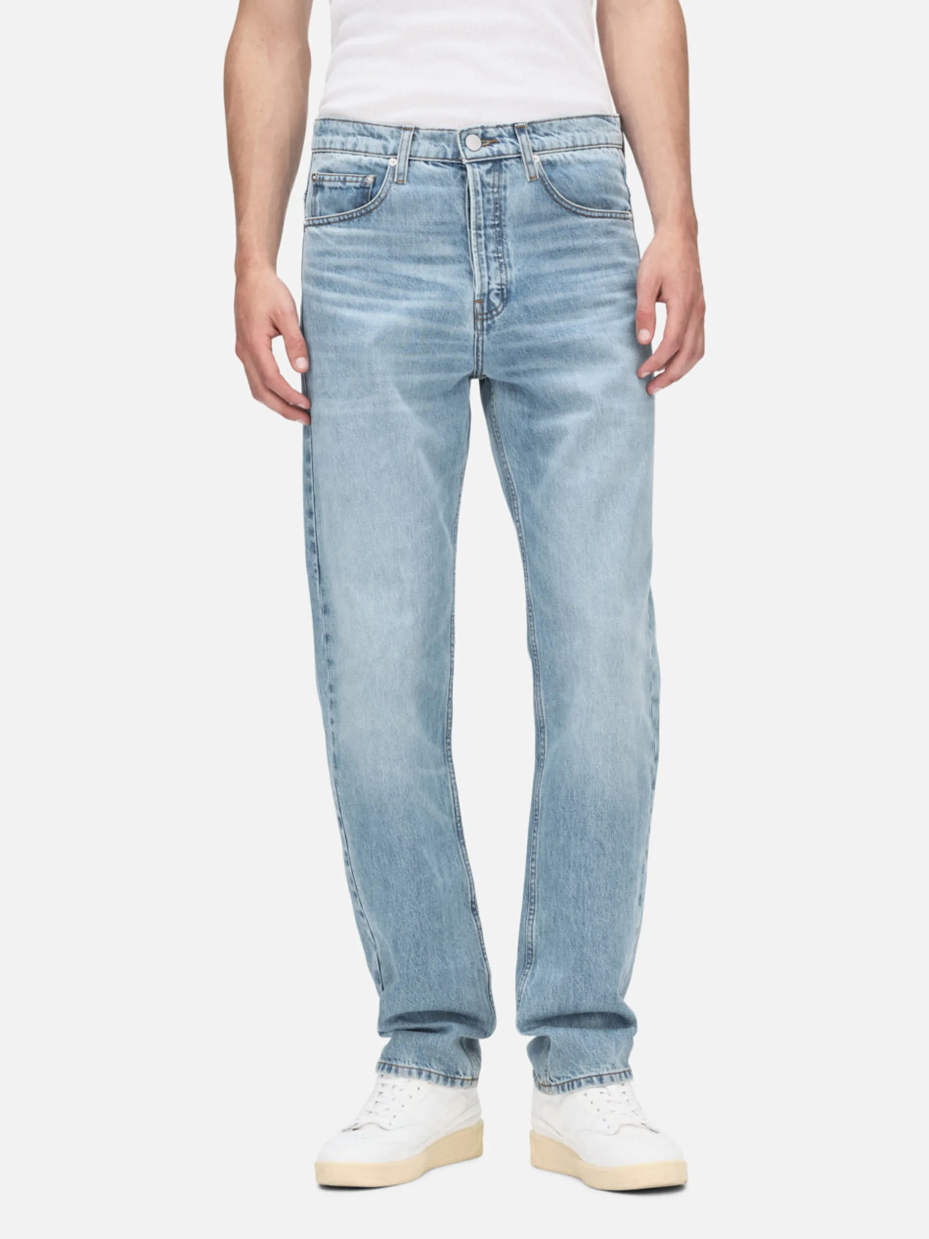 FRAME The Straight Jean in< Straight