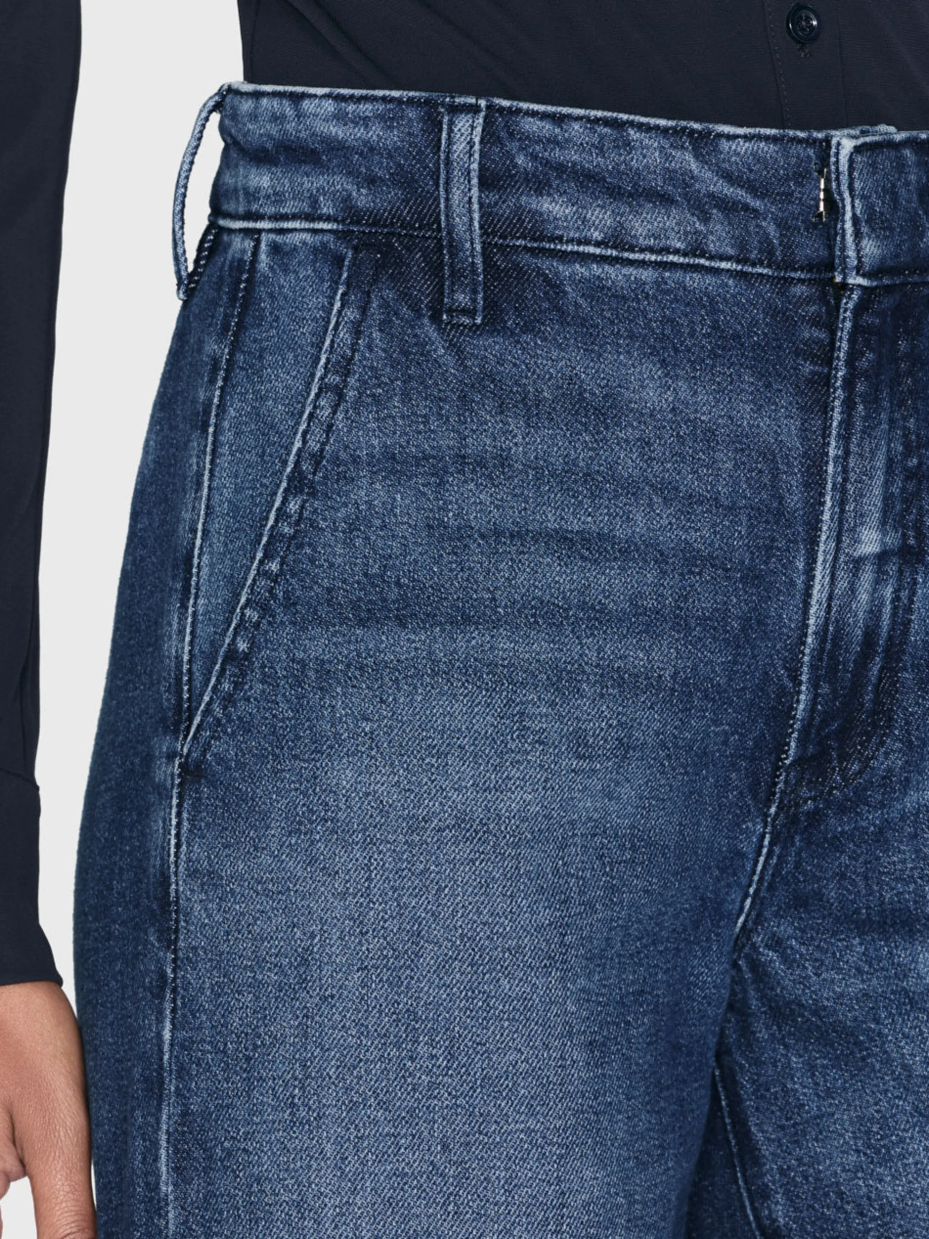 FRAME The Tailored Denim Trouser in<Women Wide Leg|Long