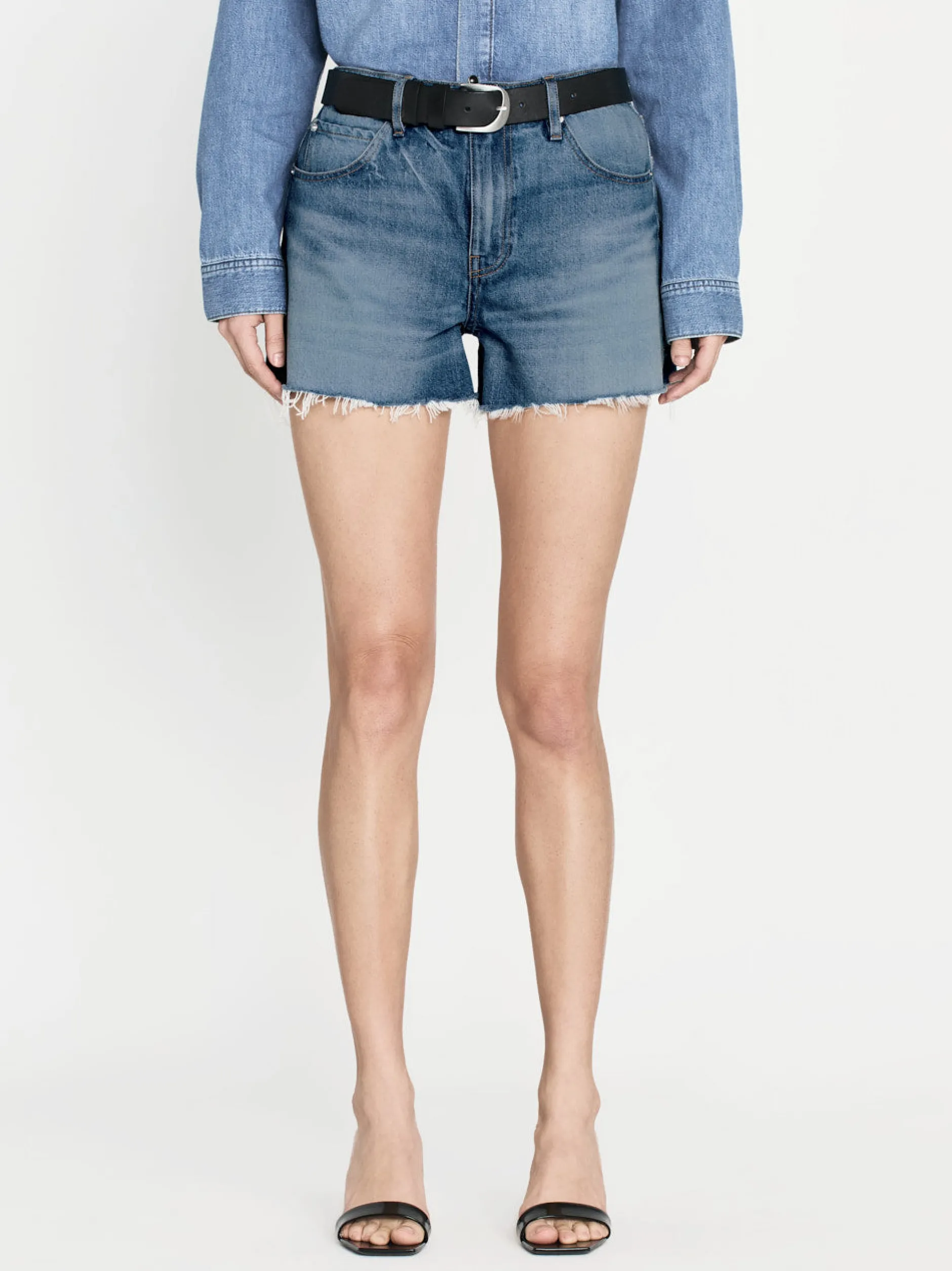 FRAME The Vintage Relaxed Short Raw Fray in<Women Skirts & Shorts