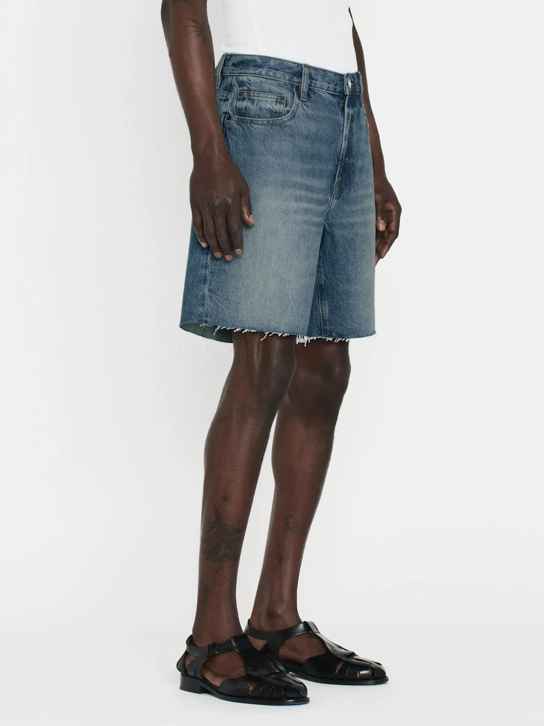 FRAME Vintage Denim Short in Raywood< Pants & Shorts